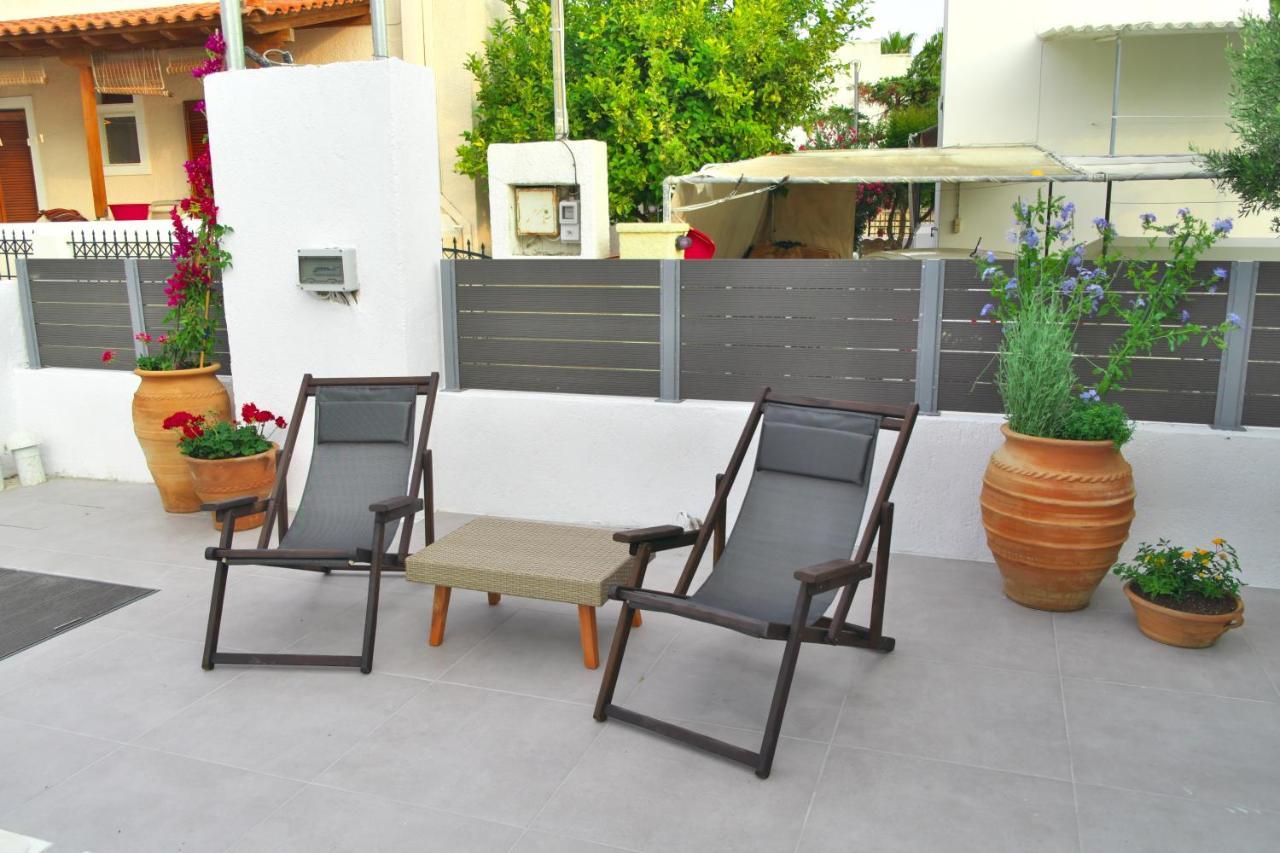 Giovana'S Pool House Aegina Exterior photo